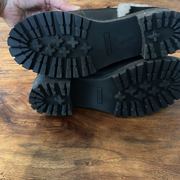 Tory Burch Cooper Suede and Sheep Fur Black Boot Sz8 - Picture 14 of 15